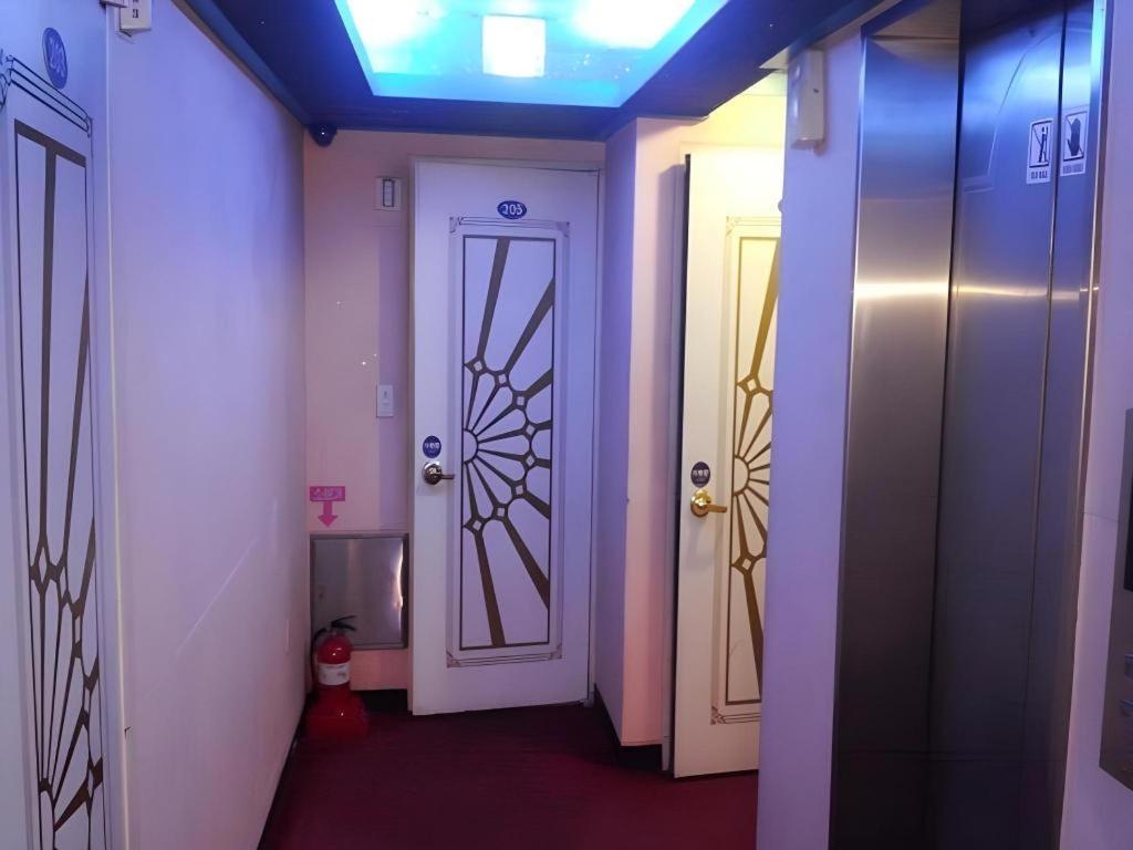 Jongro Nova Motel Seoul Exterior photo